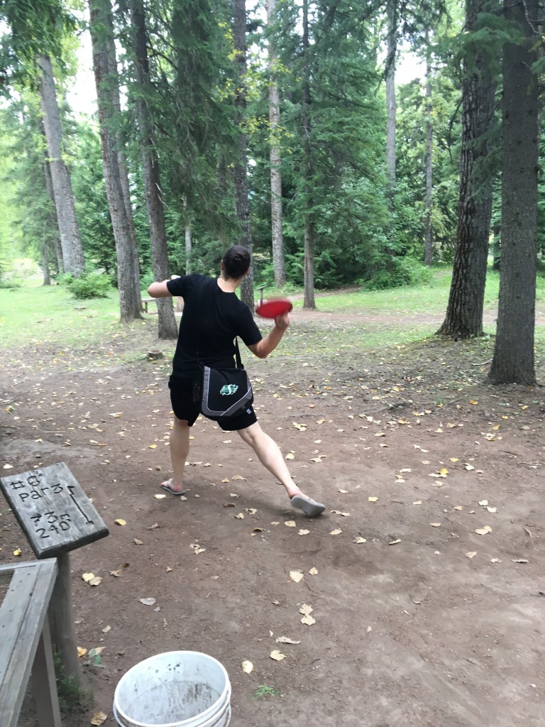 teeing off in frolf