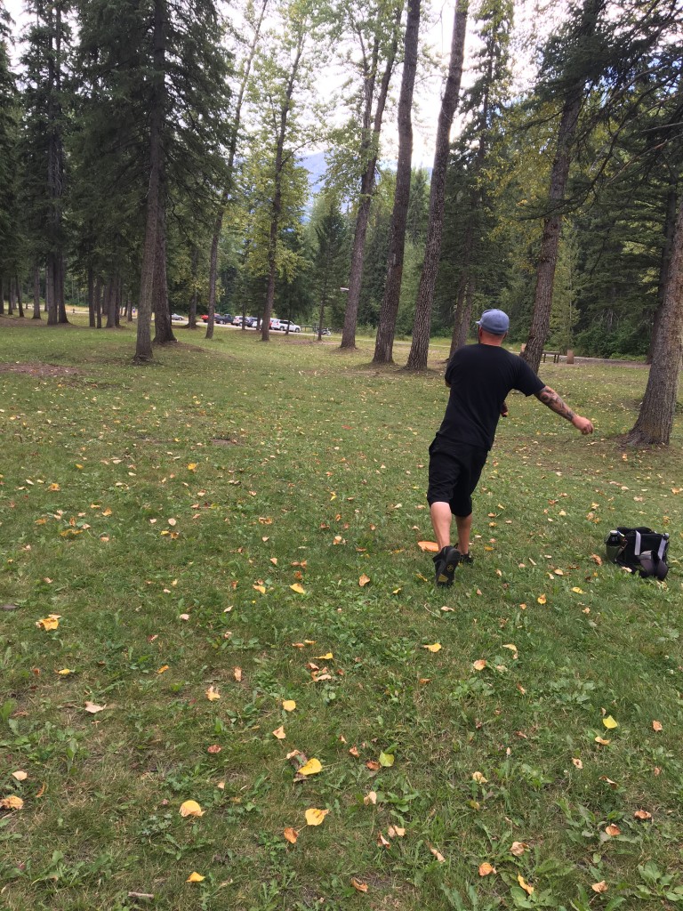 DISC GOLFING in Fernie