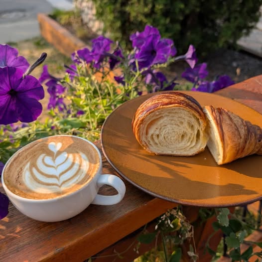 croissant and latte
