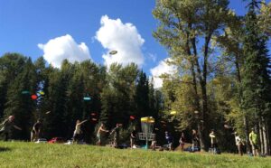 frisbee golf in Fernie